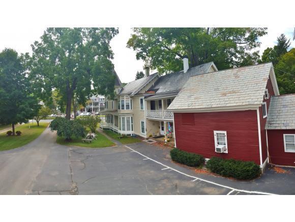Bellows Falls Hugging Bear Inn מראה חיצוני תמונה